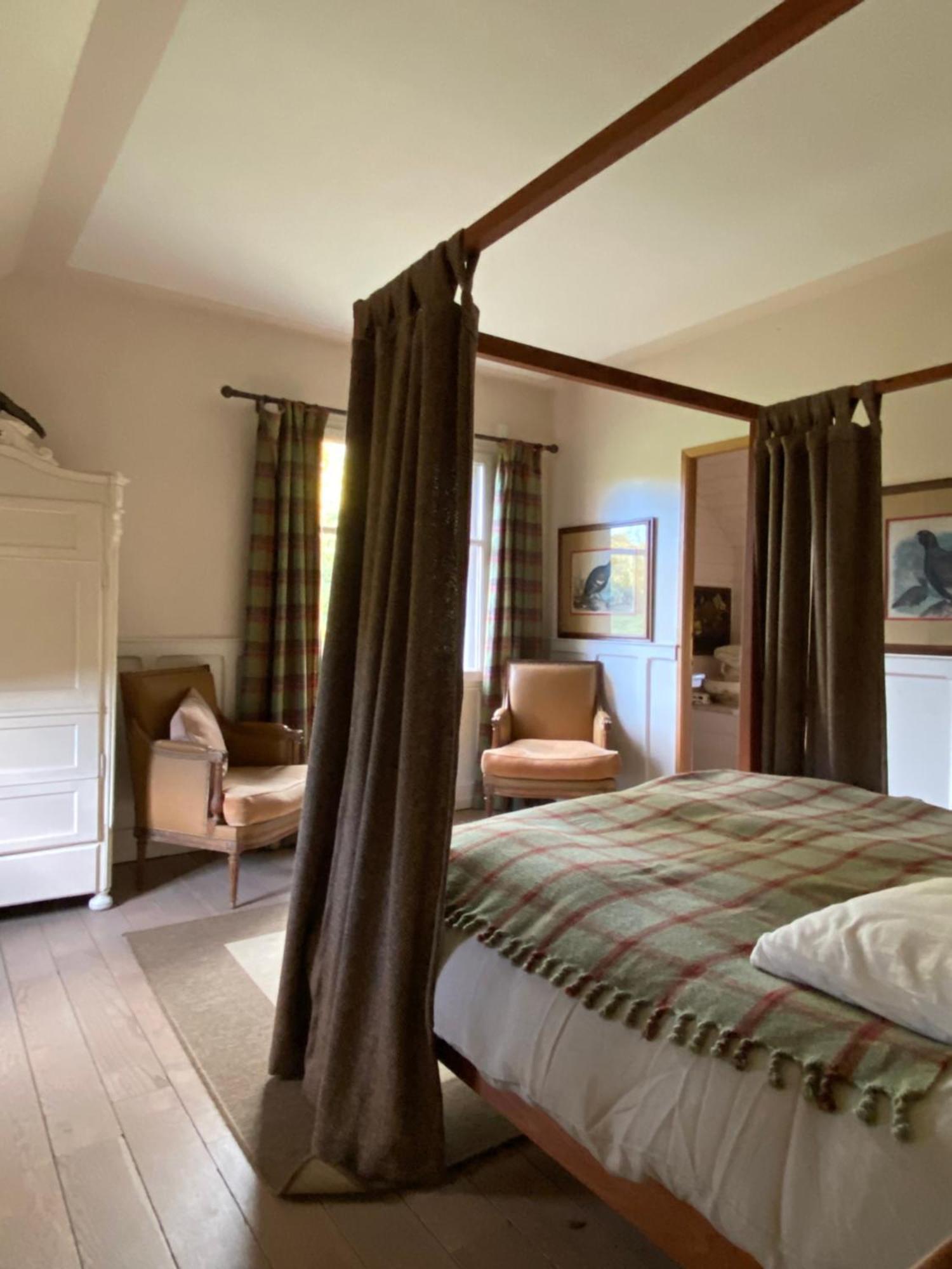 Lodge Saint-Hymer Екстериор снимка